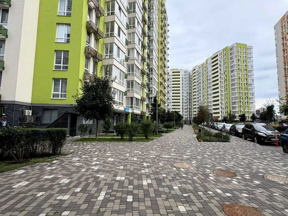 Квартира. Київ, Олеся Бердника вул.