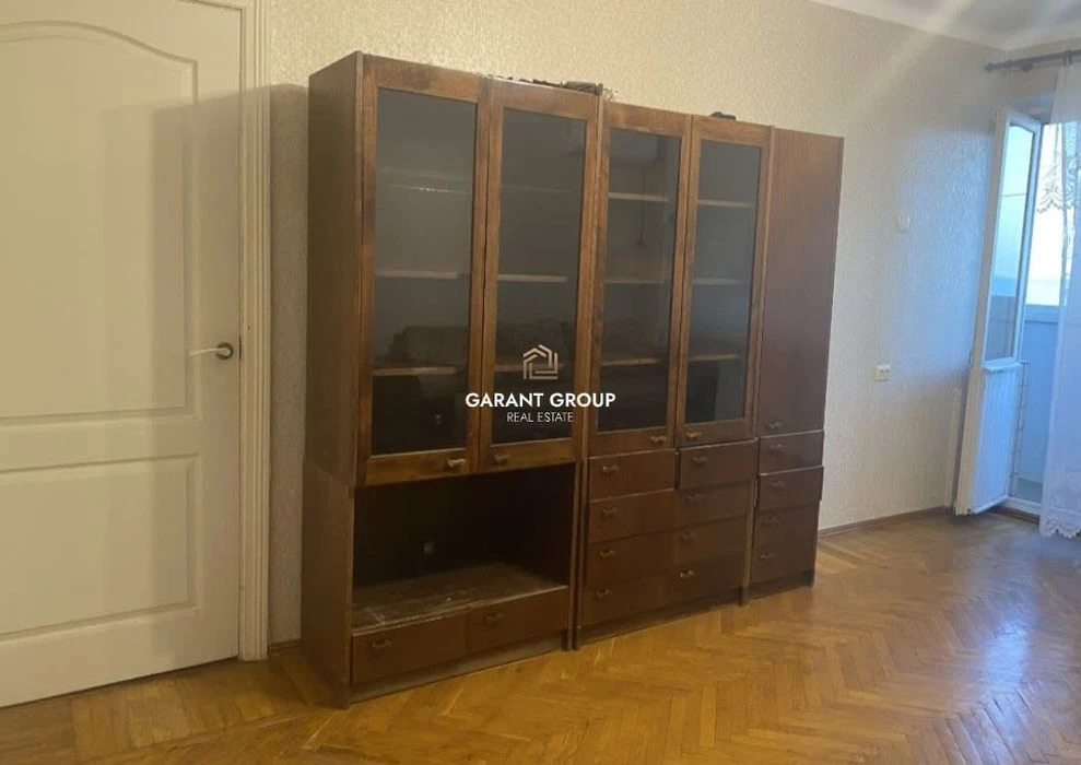 Двокімнатна квартира в районі Нового ринку