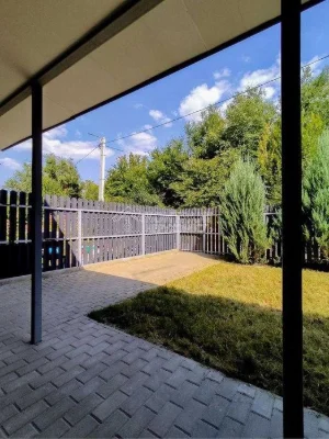 Продаж квартири в форматі таунхауса