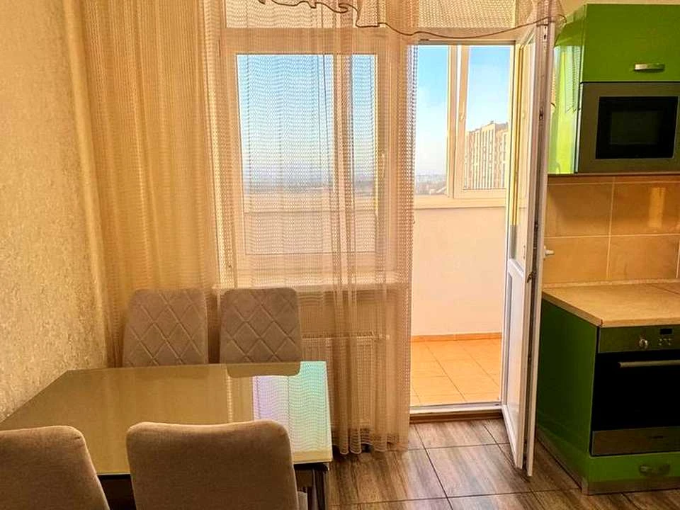 Квартира. Київ, Любомира Гузара просп. (Космонавта Комарова)