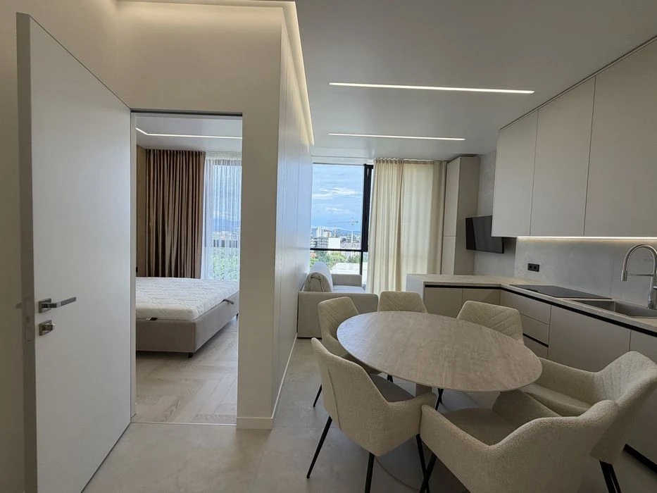 Продаж видової трикімнаткої по набережній , Uzh Towers