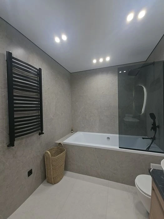 CENTER 1 bedroom apartment 8th floor 45m Town Central