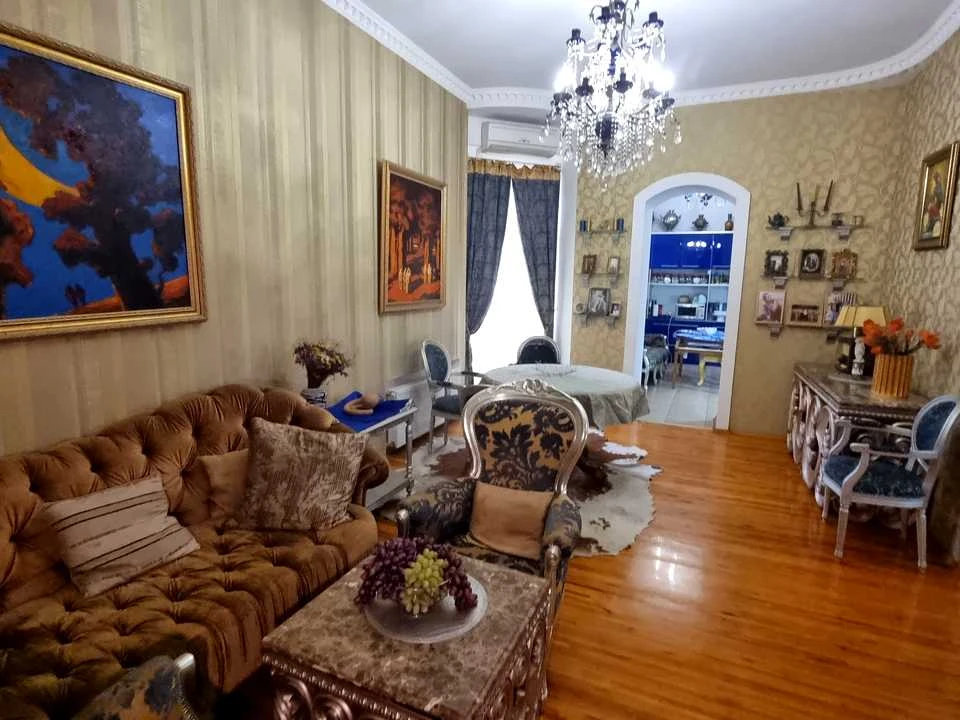 Квартира. Одеса, Маразліївська вул.