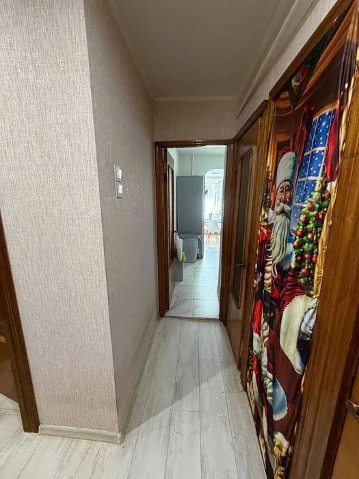 Продаж великої 3 кім квартири з земельною ділянкою
