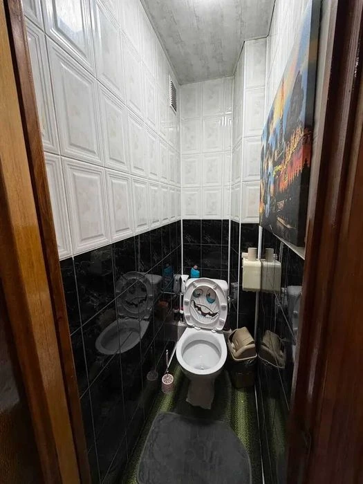 Продаж великої 3 кім квартири з земельною ділянкою