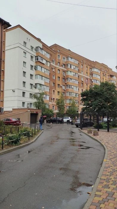 Продаж 1-кімнатної квартири,Центр