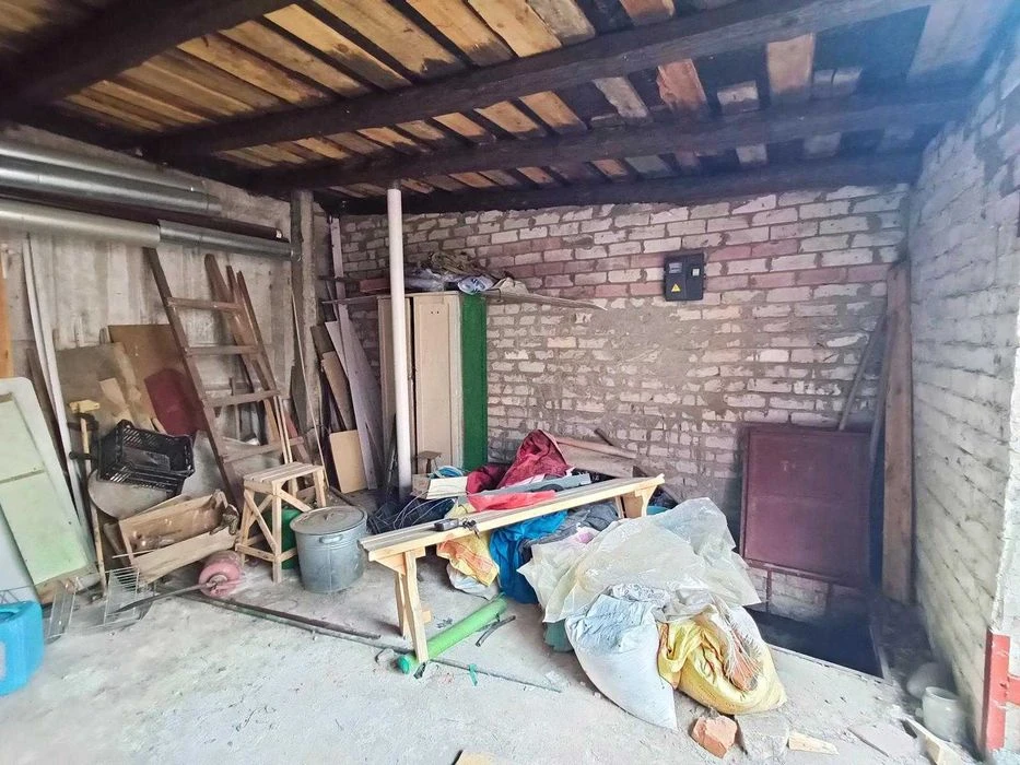 Продам приват. капітальний гараж по Любецькій 60А, р-н Нова