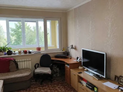 Продам 2к квартиру Роганский ж\м Улучшеной планировки