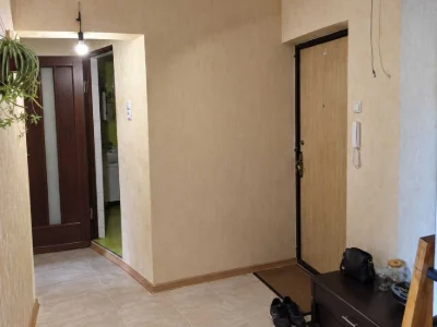 Продам 2к квартиру Роганский ж\м Улучшеной планировки