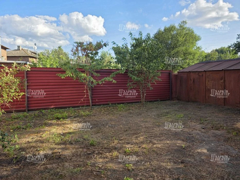 D1A Продам 4 кімнатну квартиру, 2х поверхового будинку, авто