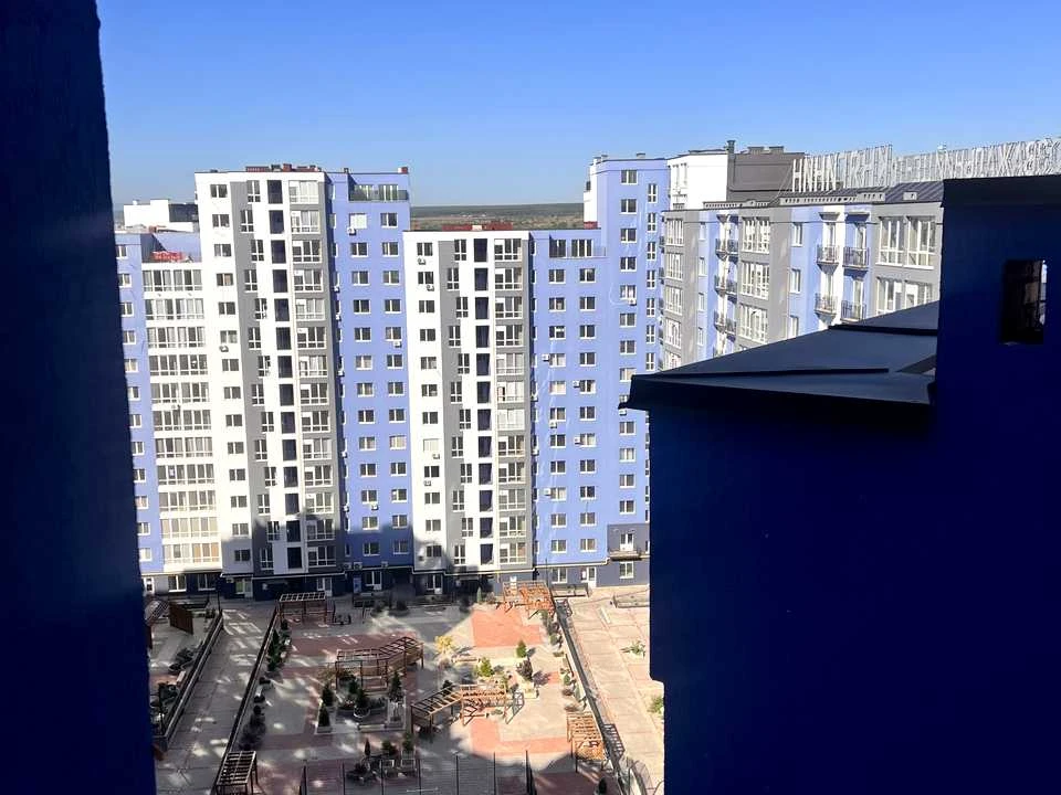 Квартира. Івано-Франківськ, Княгинин вул., (Будинок 38)