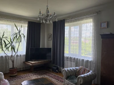 Продам будинок 280м кв р-н Лєзнєво
