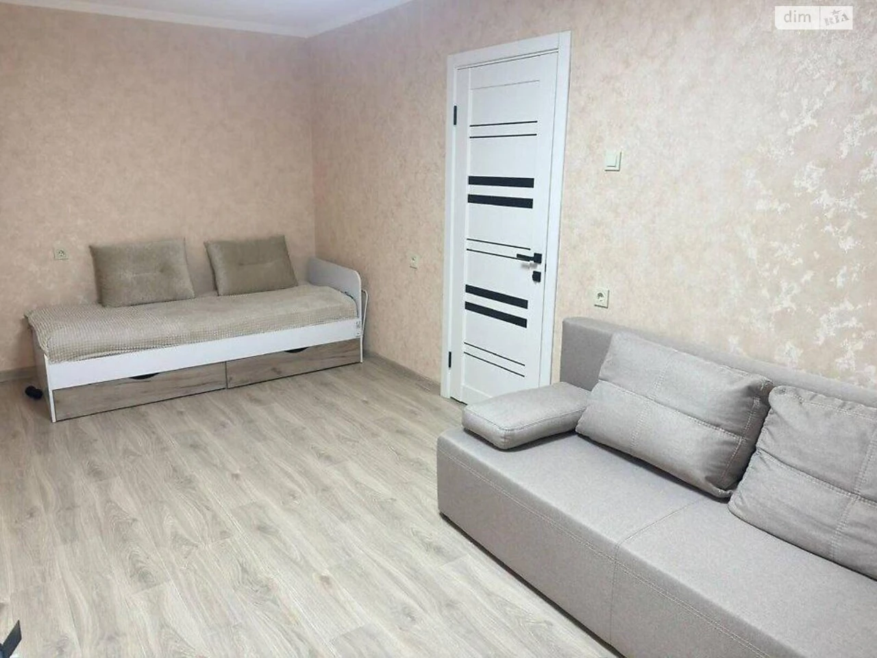 Продаж Квартира Набережна