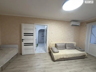 Продаж Квартира Набережна