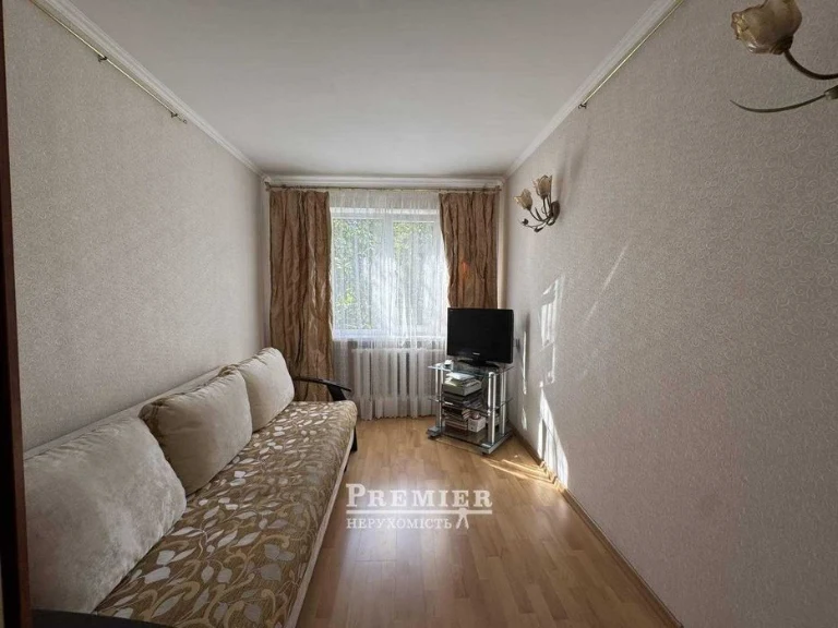 Продам/ Классическая 3-комн. квартира/ 65м2/ Киевский р-н