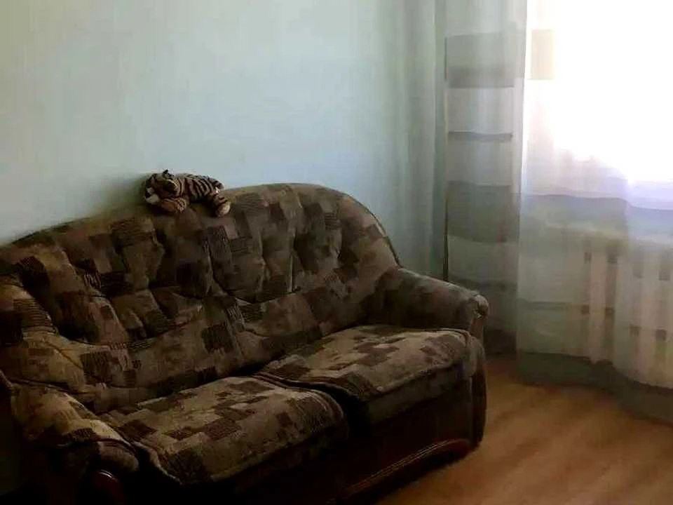Квартира. Дніпро, Донецьке шосе