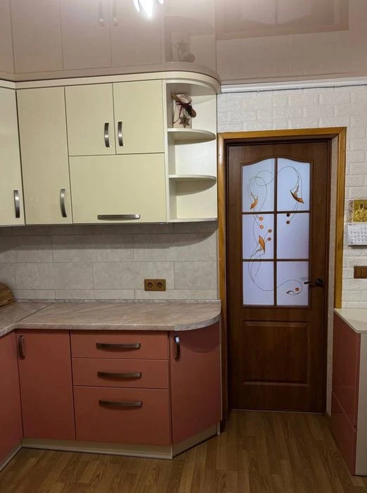 Продаж 2 кімнатної квартири Глинянський Тракт