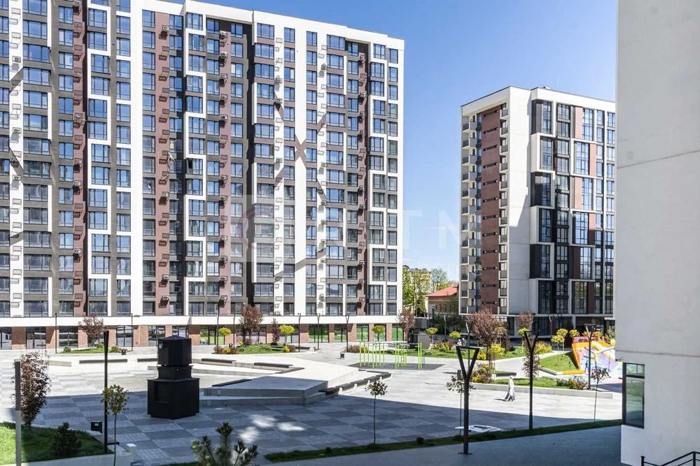 Продаж 1-кімнатної квартири з функціоналом двокімнатної — ЖК