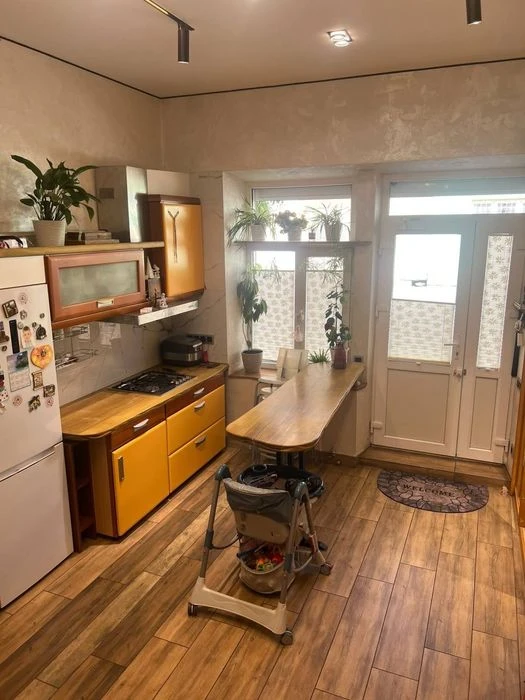 Продаж 3-кім квартири в центрі Ужгорода