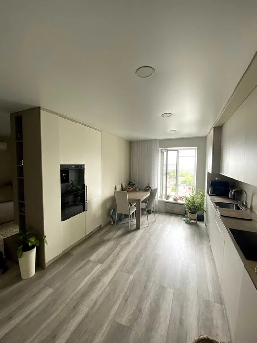 Продаж 1 кімнатної квартири ЖК Концепт, кухня 15м2