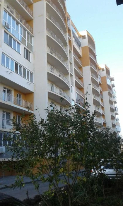 2-комнатная, 61 м². Новый дом в 5ти минутах от центра, согла.