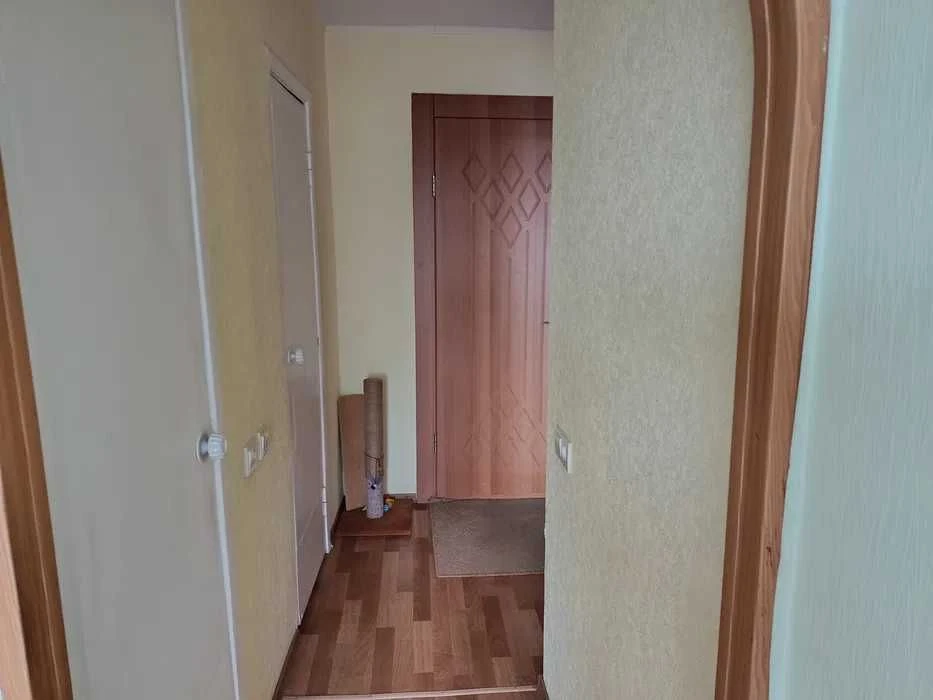 Продам 2к квартиру вул.Космонавтів ж\м Придніпровськ