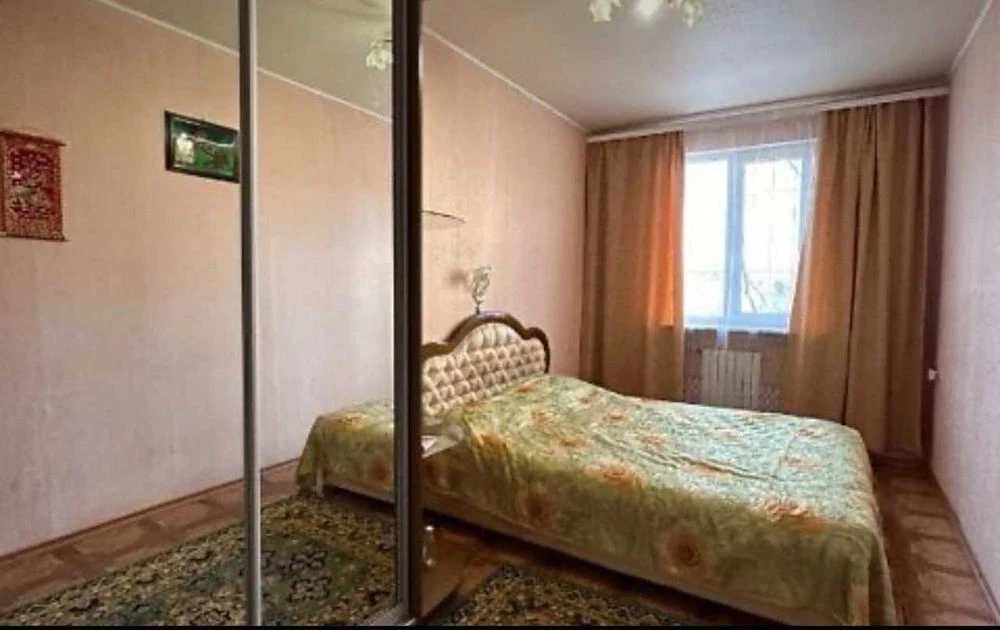 Продам 3 к квартиру ул.Маланюка ж/м Приднепровск