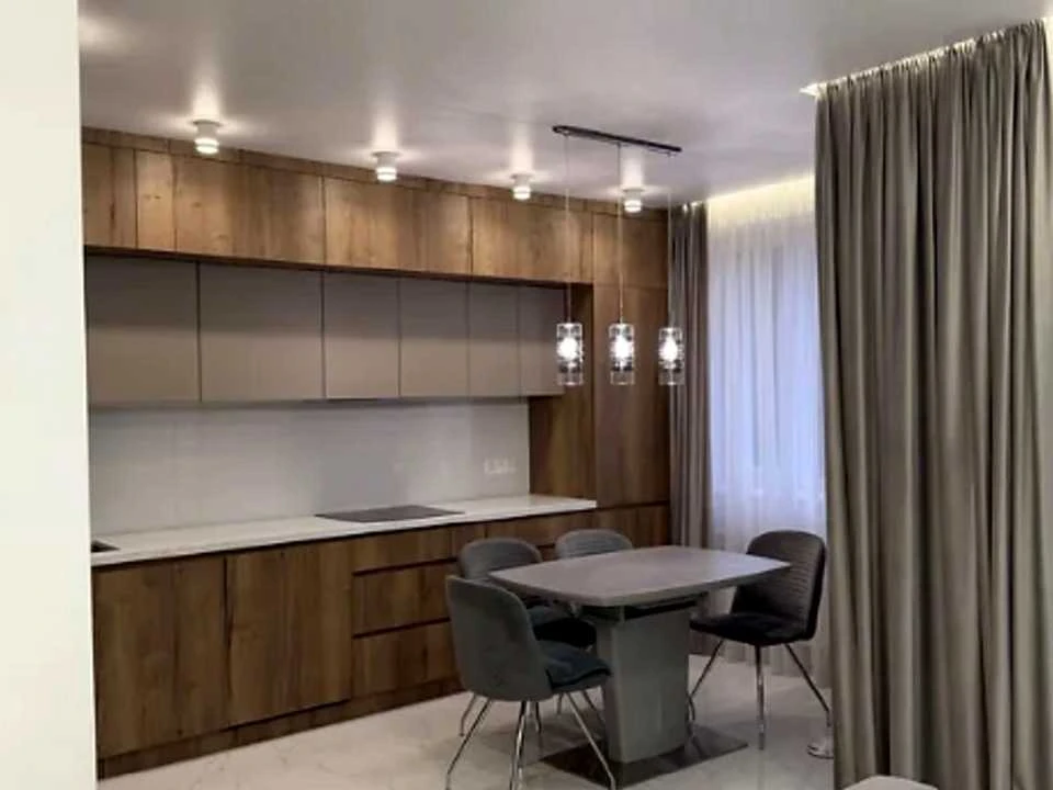 Apartment. Kharkiv, Heroiv Kharkova Ave. (Moskovskiy)