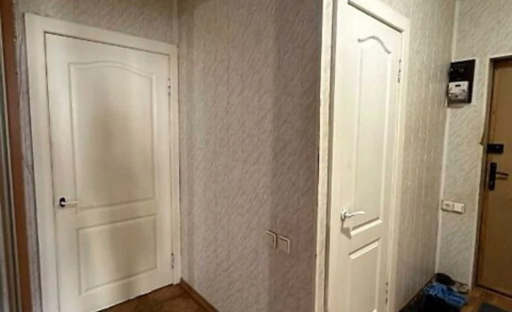 Продам 3 к квартиру ул.Маланюка ж/м Приднепровск