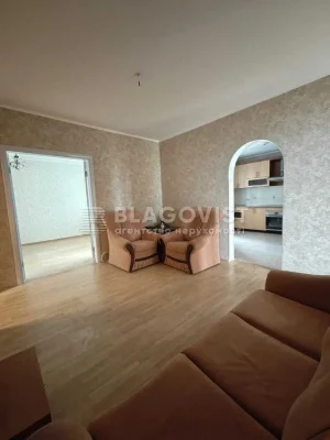 Продаж 3х кімнатної квартири Лісківська 22 Деснянський район
