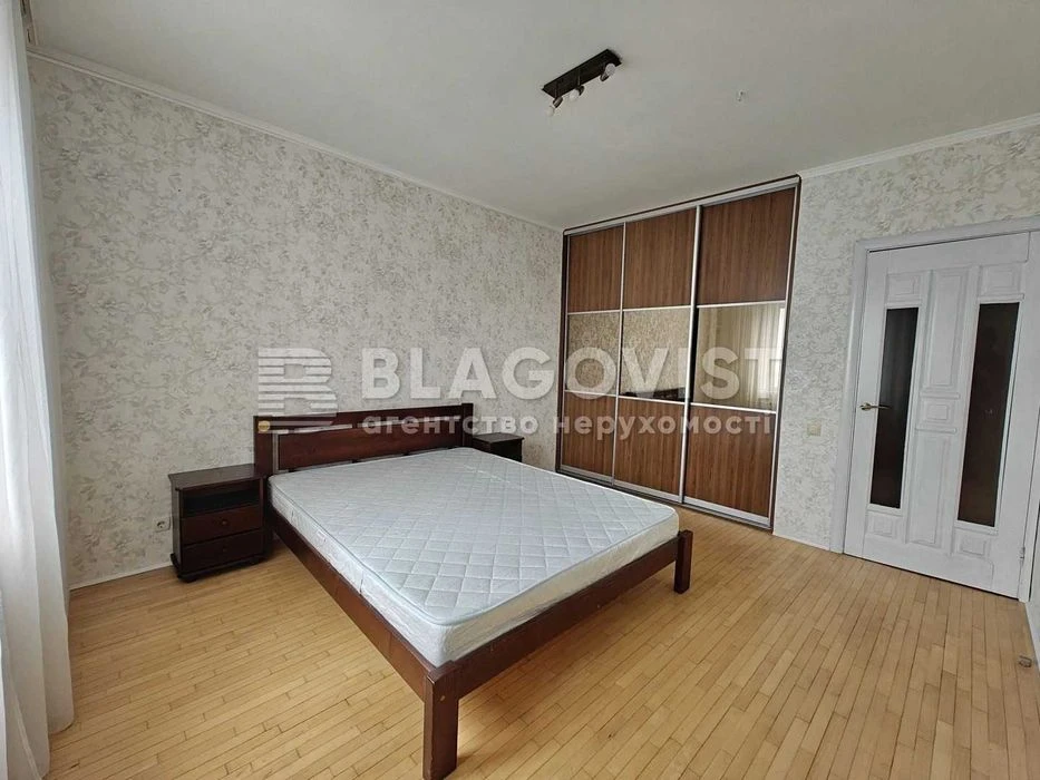 Продаж 3х кімнатної квартири Лісківська 22 Деснянський район