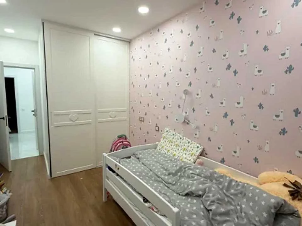 Apartment. Kharkiv, Heroiv Kharkova Ave. (Moskovskiy)