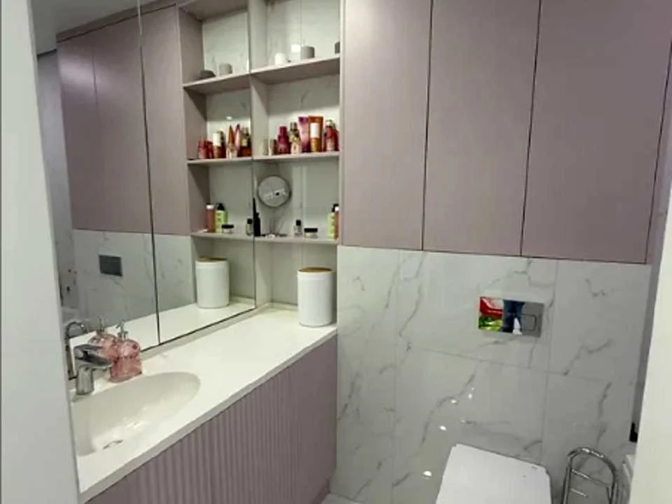 Apartment. Kharkiv, Heroiv Kharkova Ave. (Moskovskiy)
