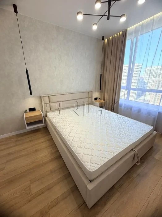 ЖК Варшавський 3 Продаж 1 кімнатної квартири, вул. Всеволода