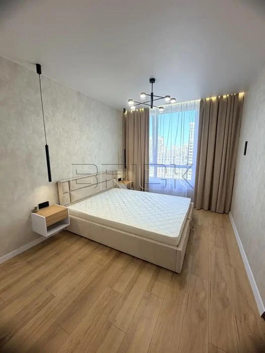 ЖК Варшавський 3 Продаж 1 кімнатної квартири, вул. Всеволода