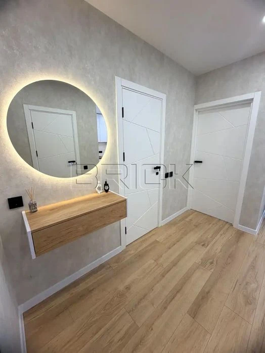 ЖК Варшавський 3 Продаж 1 кімнатної квартири, вул. Всеволода