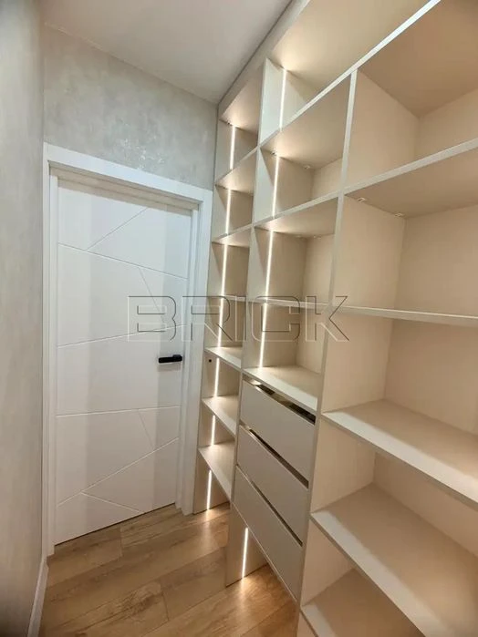 ЖК Варшавський 3 Продаж 1 кімнатної квартири, вул. Всеволода