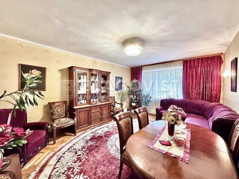 Продаж 4 кімнатна квартира Гоголівська, 36/40, ст.м "Універс
