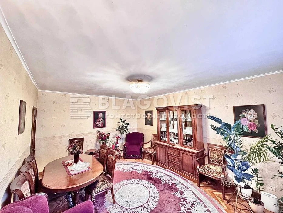 Продаж 4 кімнатна квартира Гоголівська, 36/40, ст.м "Універс