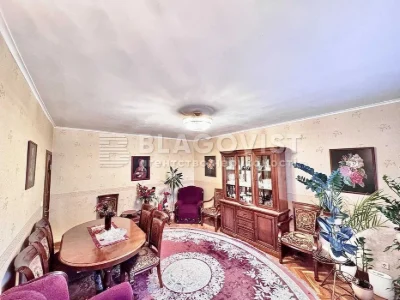 Продаж 4 кімнатна квартира Гоголівська, 36/40, ст.м "Універс