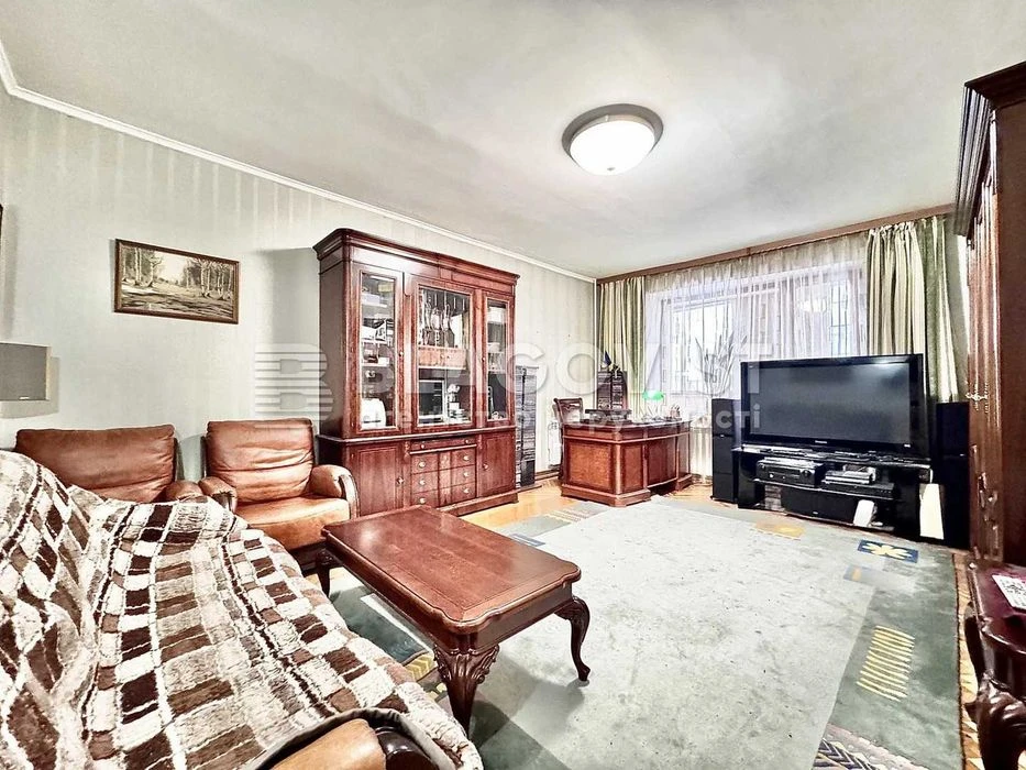 Продаж 4 кімнатна квартира Гоголівська, 36/40, ст.м "Універс