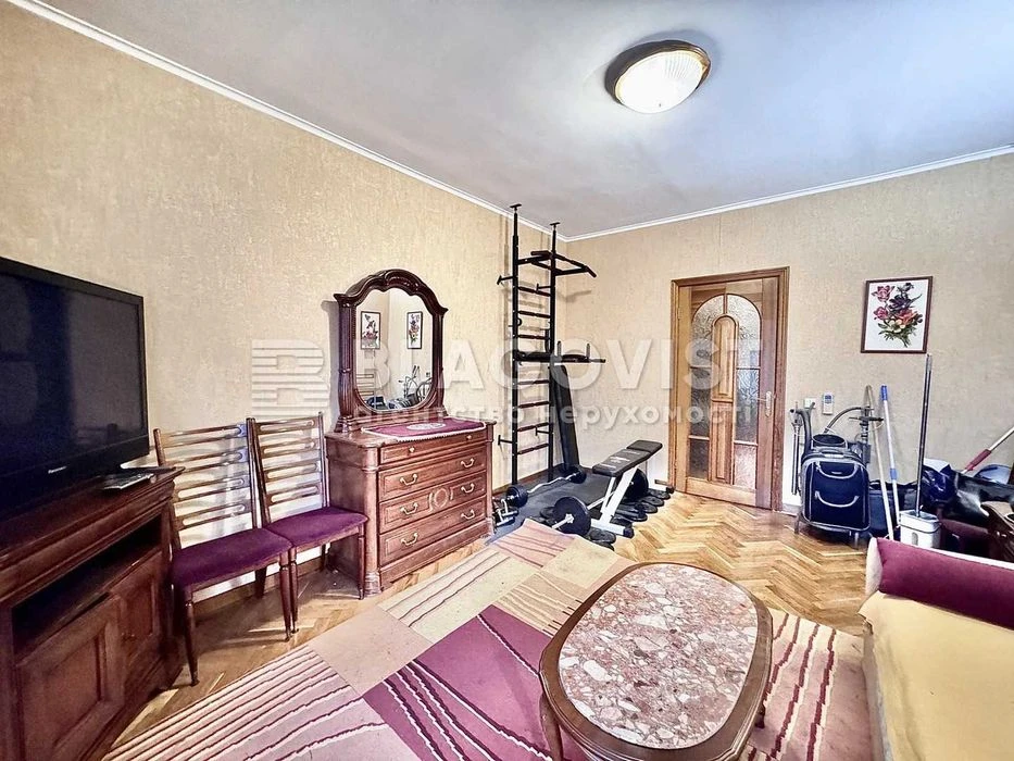 Продаж 4 кімнатна квартира Гоголівська, 36/40, ст.м "Універс