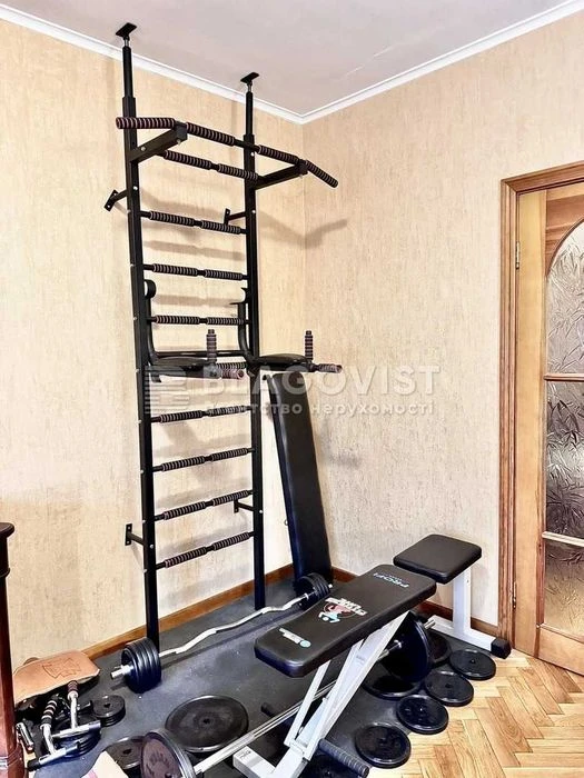 Продаж 4 кімнатна квартира Гоголівська, 36/40, ст.м "Універс