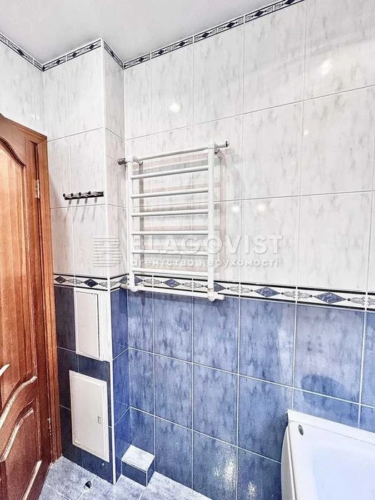 Продаж 4 кімнатна квартира Гоголівська, 36/40, ст.м "Універс