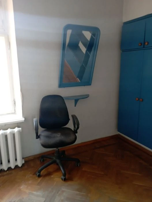 Продам 3х Успенська / Утесова