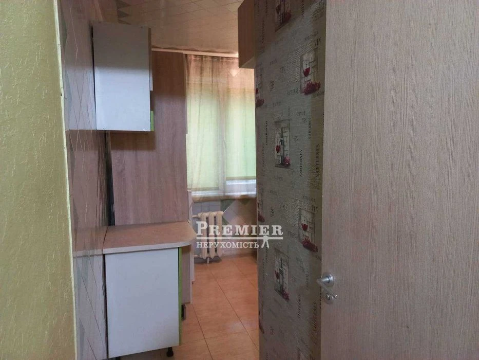 Продам 4-кімнатну квартиру Добровольского/Бочарова