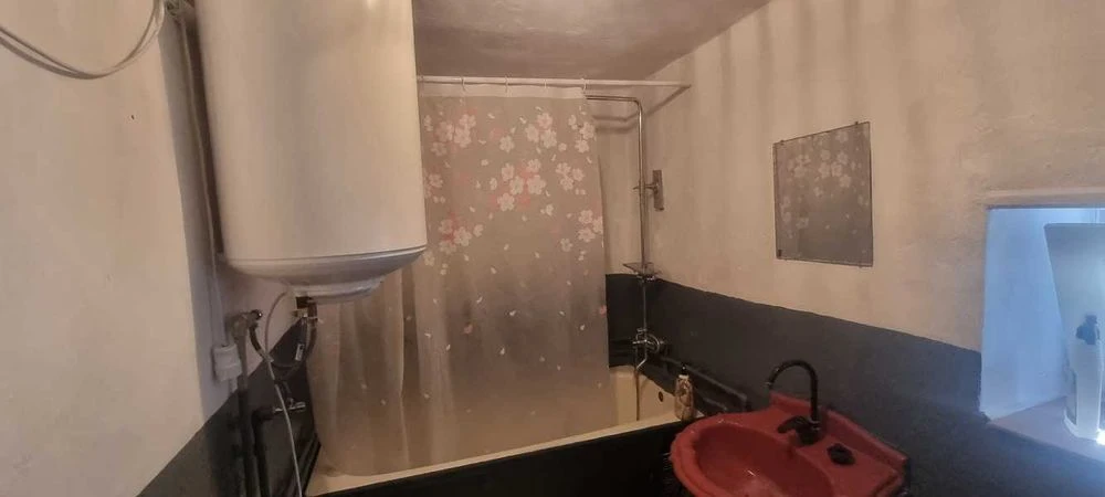 Продам будинок в передмісті Одеси ,біля Куяльницького лиману