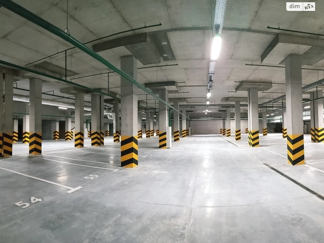 Продаж Підземний паркінг Новий