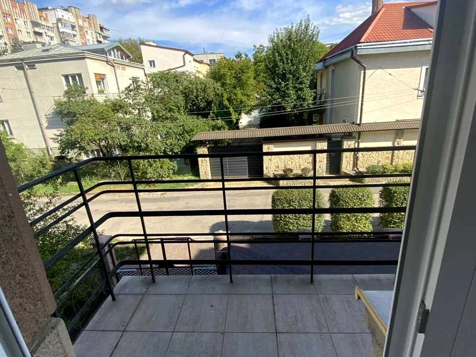 Квартира. Львів, Грицая