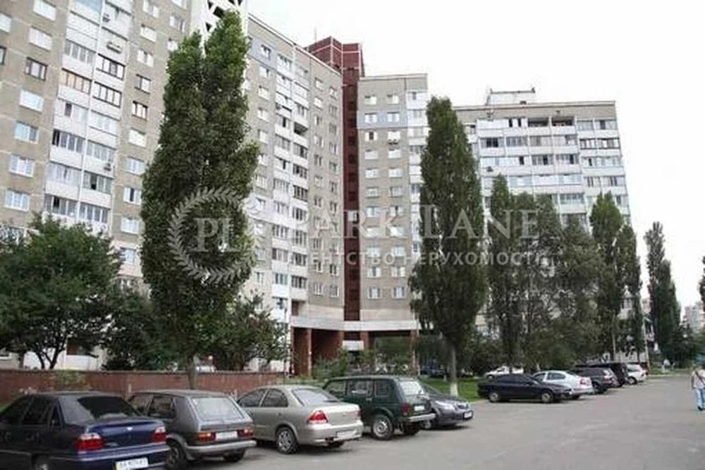 3 кімнатна, Заболотного Академіка  12, М. Теремки, Голосіївс